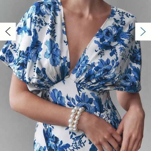 NWT BHLDN Leila Deep V Flutter Sleeve Gown - Picture 2 of 3